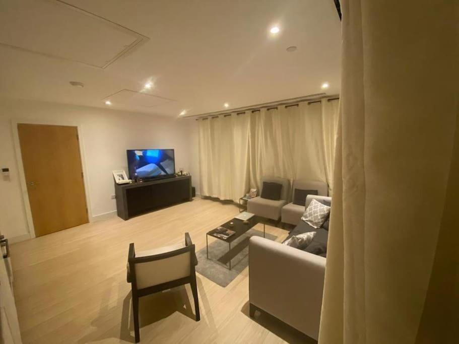 Luxury 2 Bed Ensuite 2 Bathroom Apartment East Croydon South Norwood Экстерьер фото